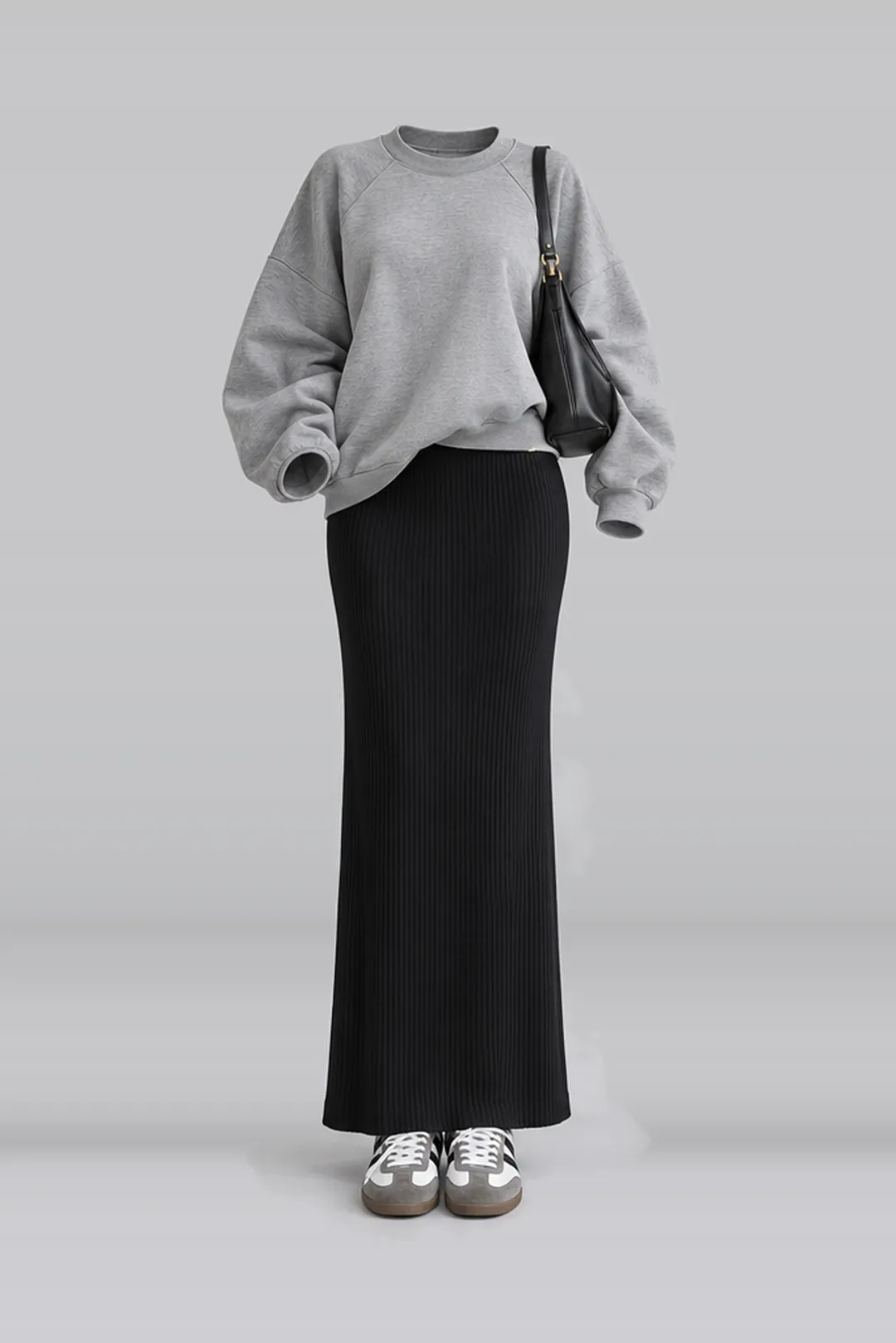 Grey black maxi skirt + suede sneakers