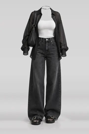 White black shirt + denim jeans