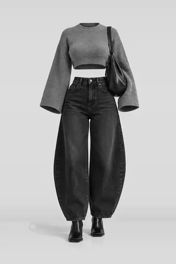 Grey sweater + black jeans